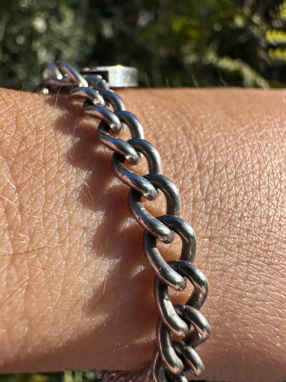 Sterling Silver Curb bracelet with heart padlock