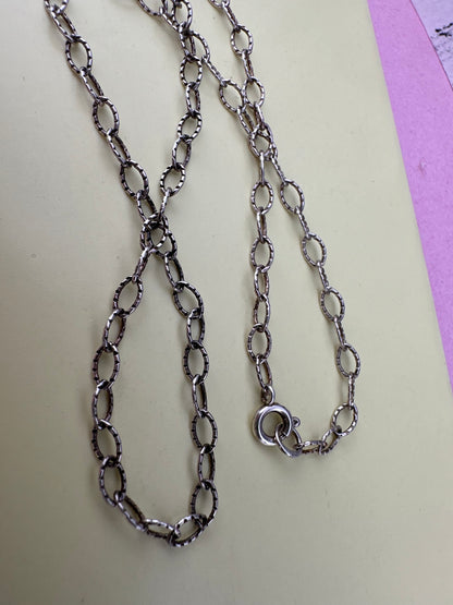 Sterling Silver Textured Oval belcher chain