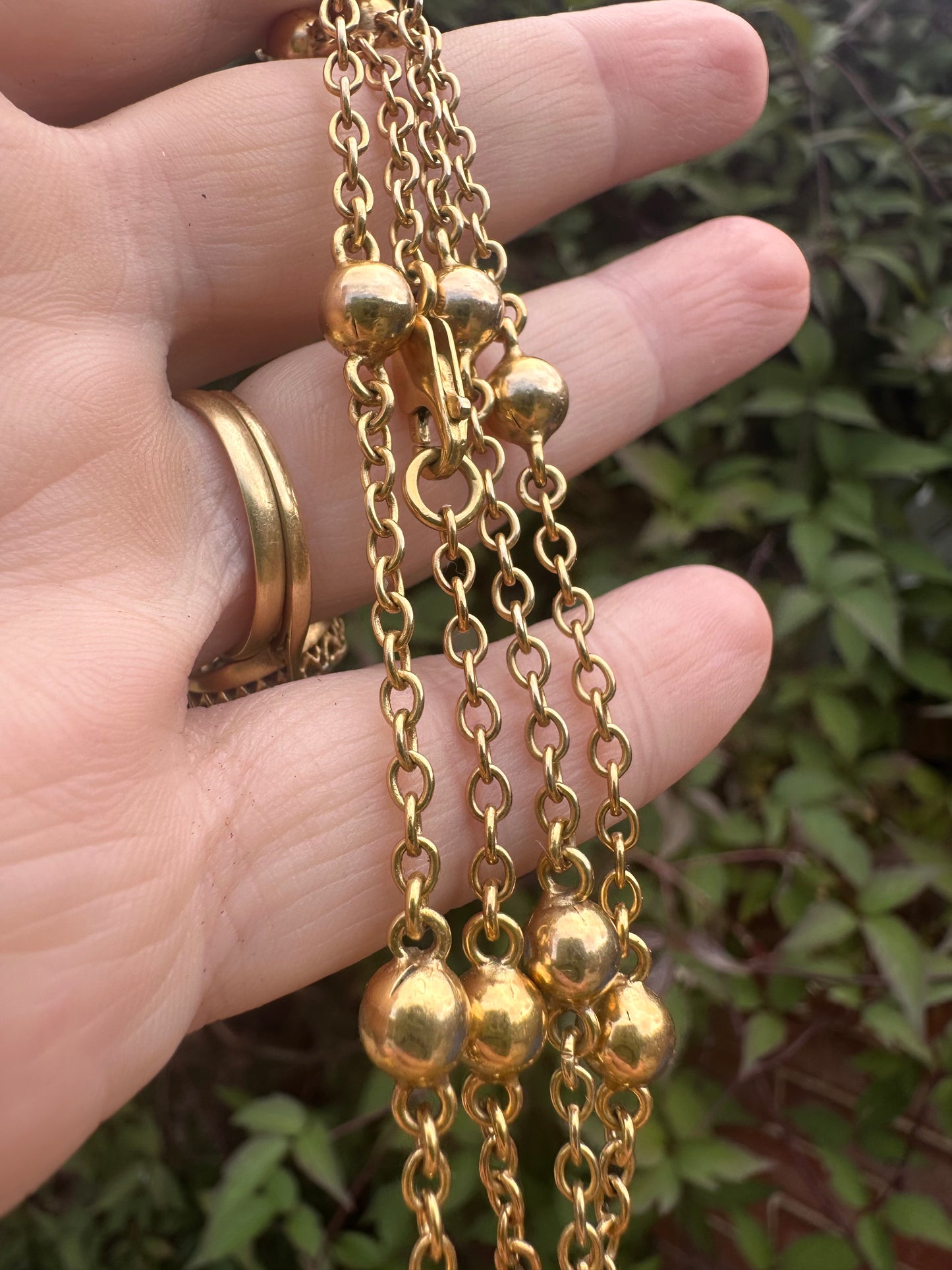 Vintage 9ct Yellow Gold Ball station chain