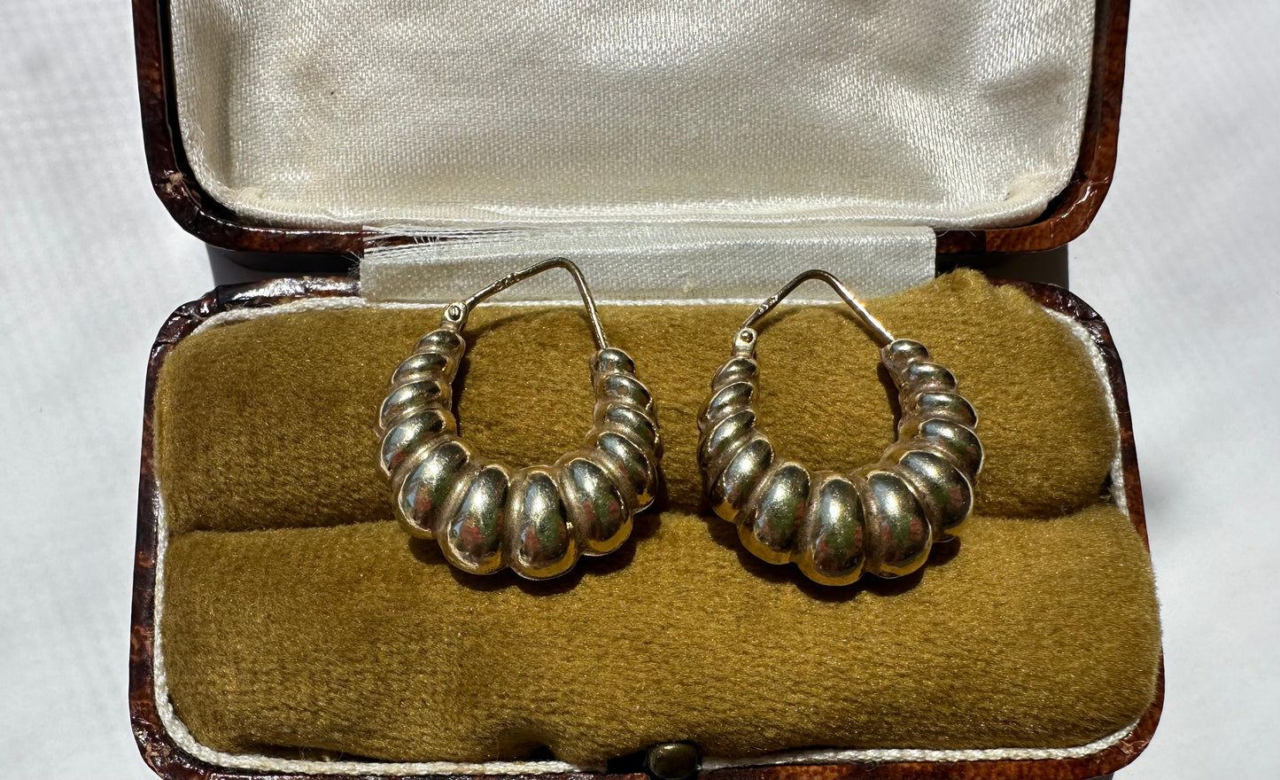 Vintage 9ct Gold Puffy Ribbed Hoops