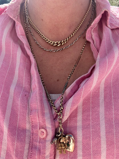 Antique 9ct Gold Fancy Bar and faceted Belcher chain with screw top dogclip