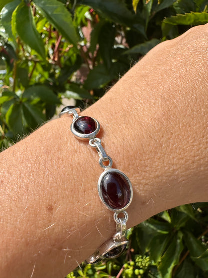 Sterling Silver Garnet Cabochon Bracelet