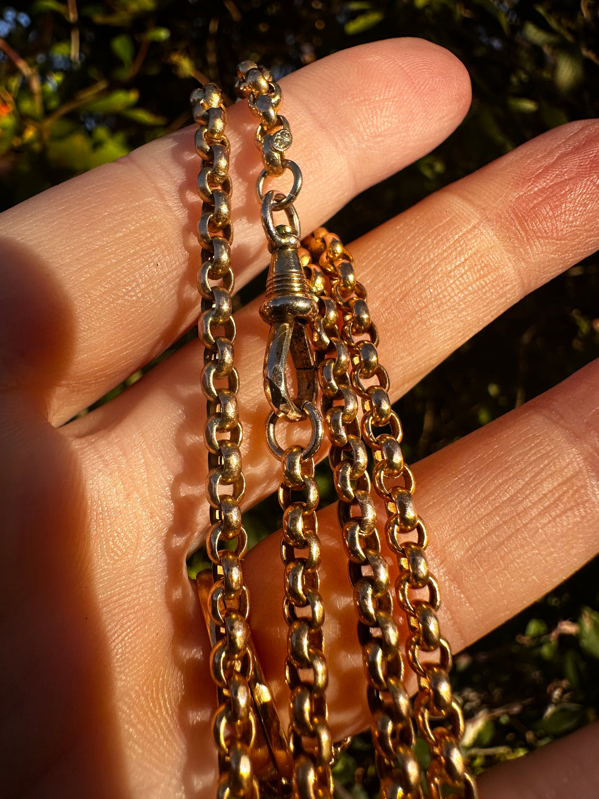 Antique 9ct Yellow gold Belcher Chain with faceted dog clip