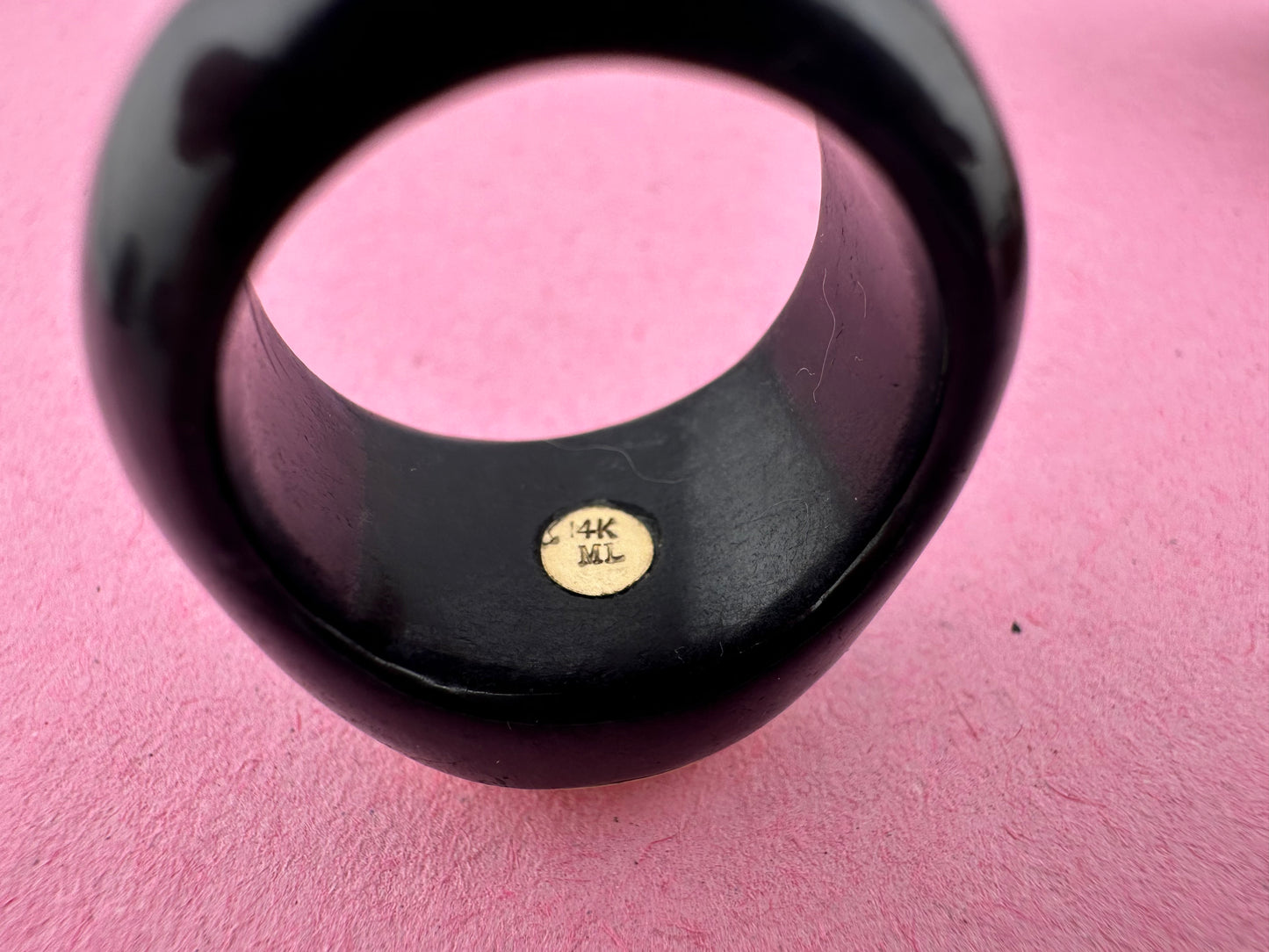 14ct Gold Onyx and Rock Crystal ring