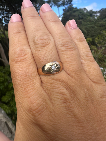 Antique 18ct Gold Star set Diamond Gypsy ring