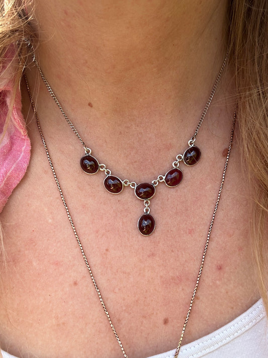 Sterling Silver Garnet Cabochon necklace