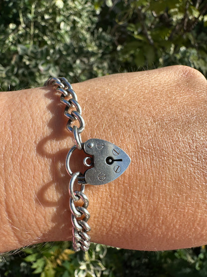 Sterling Silver Curb bracelet with heart padlock