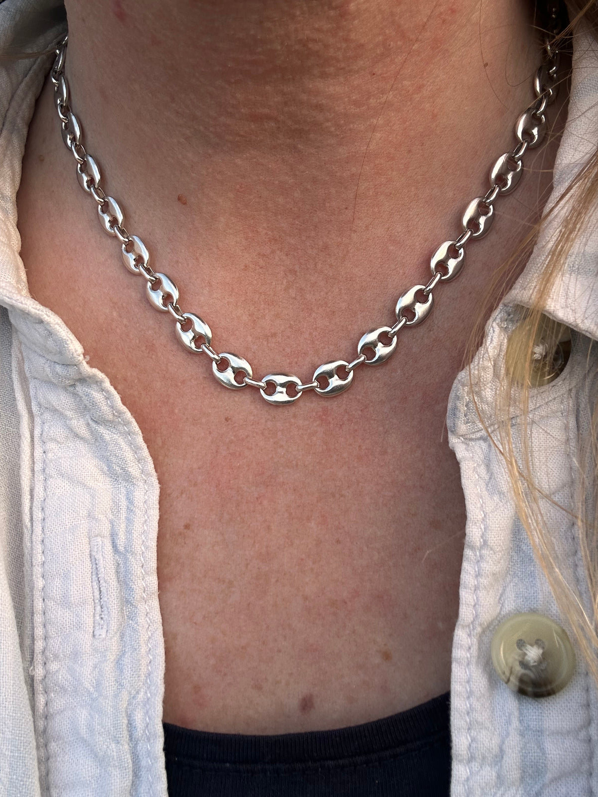 Sterling Silver Mariner chain with concealed clasp.