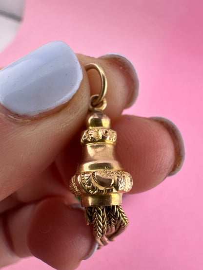 Antique 9ct Gold Tassel pendant