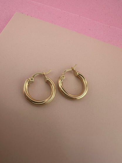 Vintage 14ct gold Round twist hoops