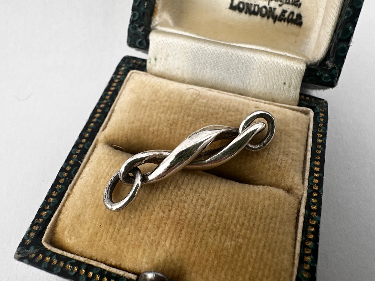 Sterling Silver twist extender- no clasps