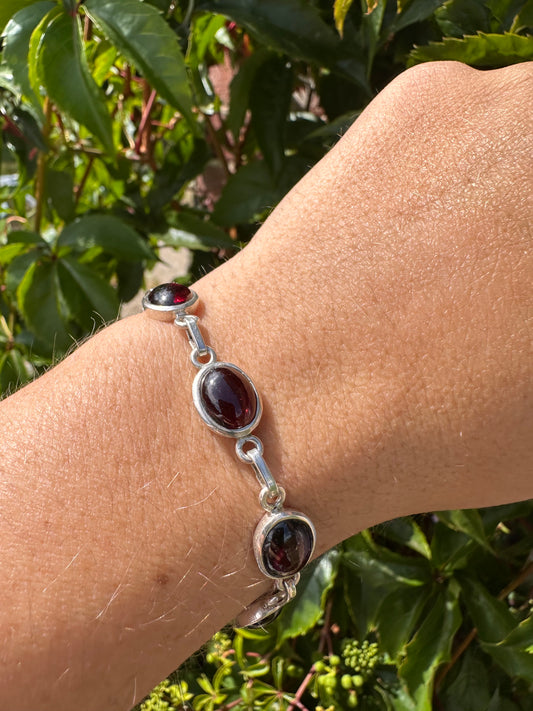Sterling Silver Garnet Cabochon Bracelet