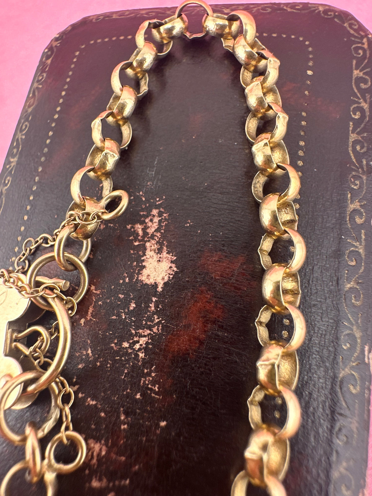 Vintage 9ct Rolo Belcher bracelet with heart padlock