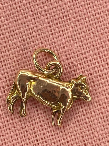 Antique 9ct gold Cow charm
