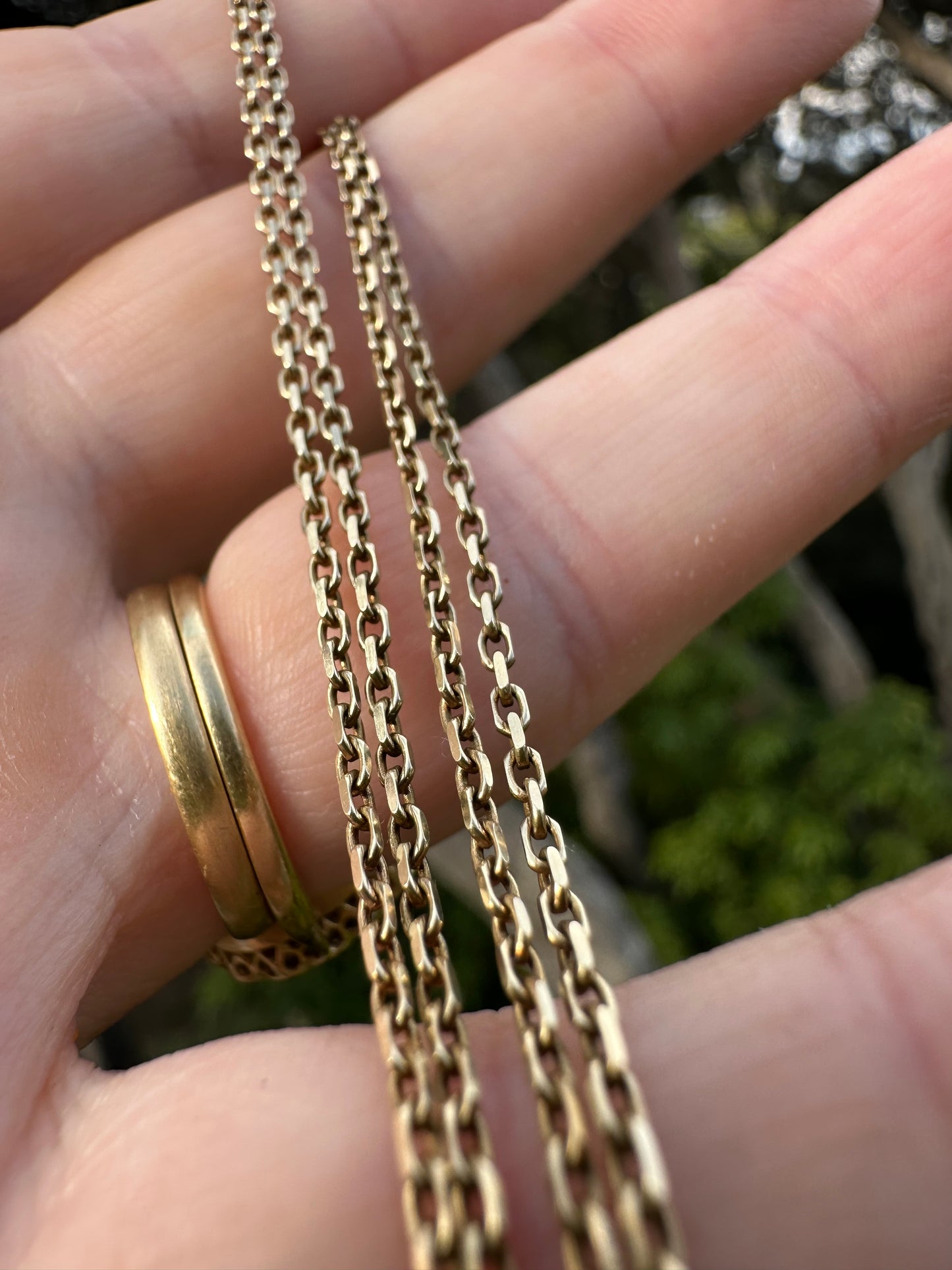 Vintage 9ct yellow gold biker chain