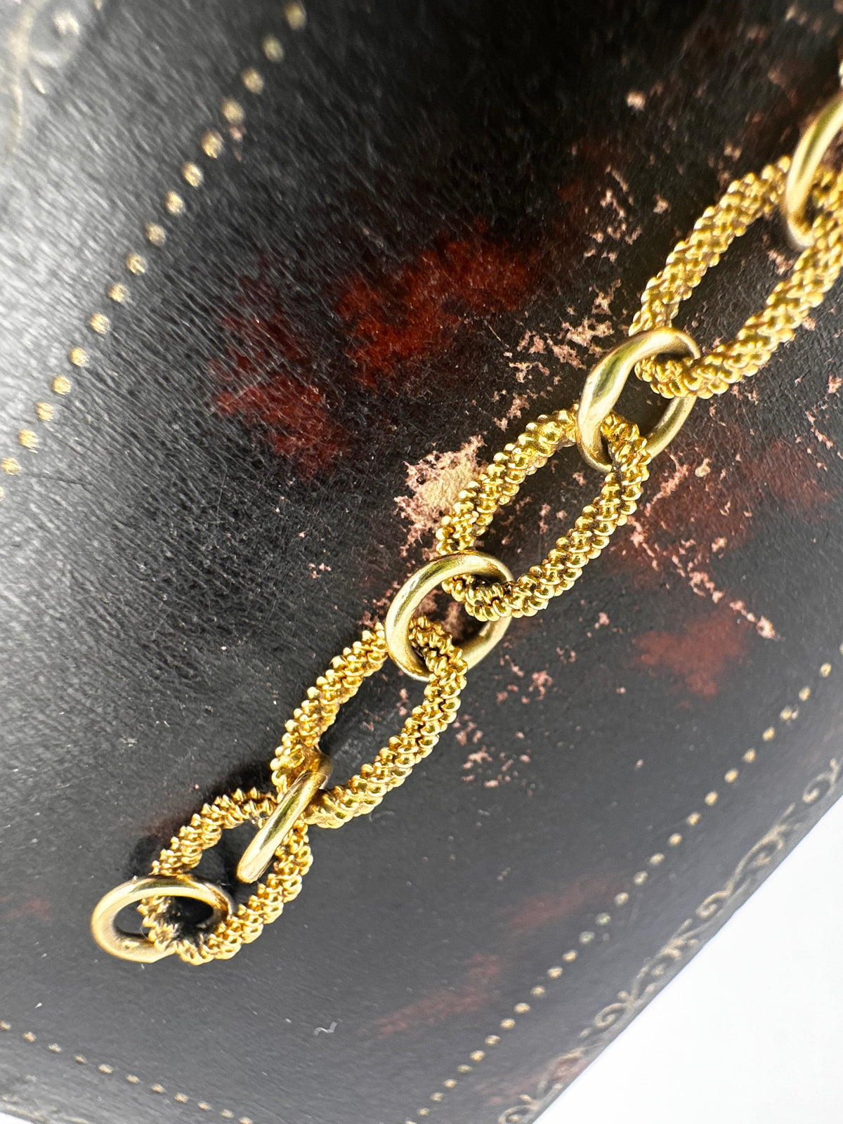 Vintage 9ct gold textured cable extender