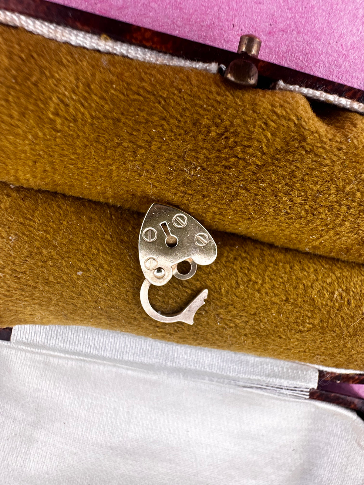 Vintage 9ct gold mini heart padlock