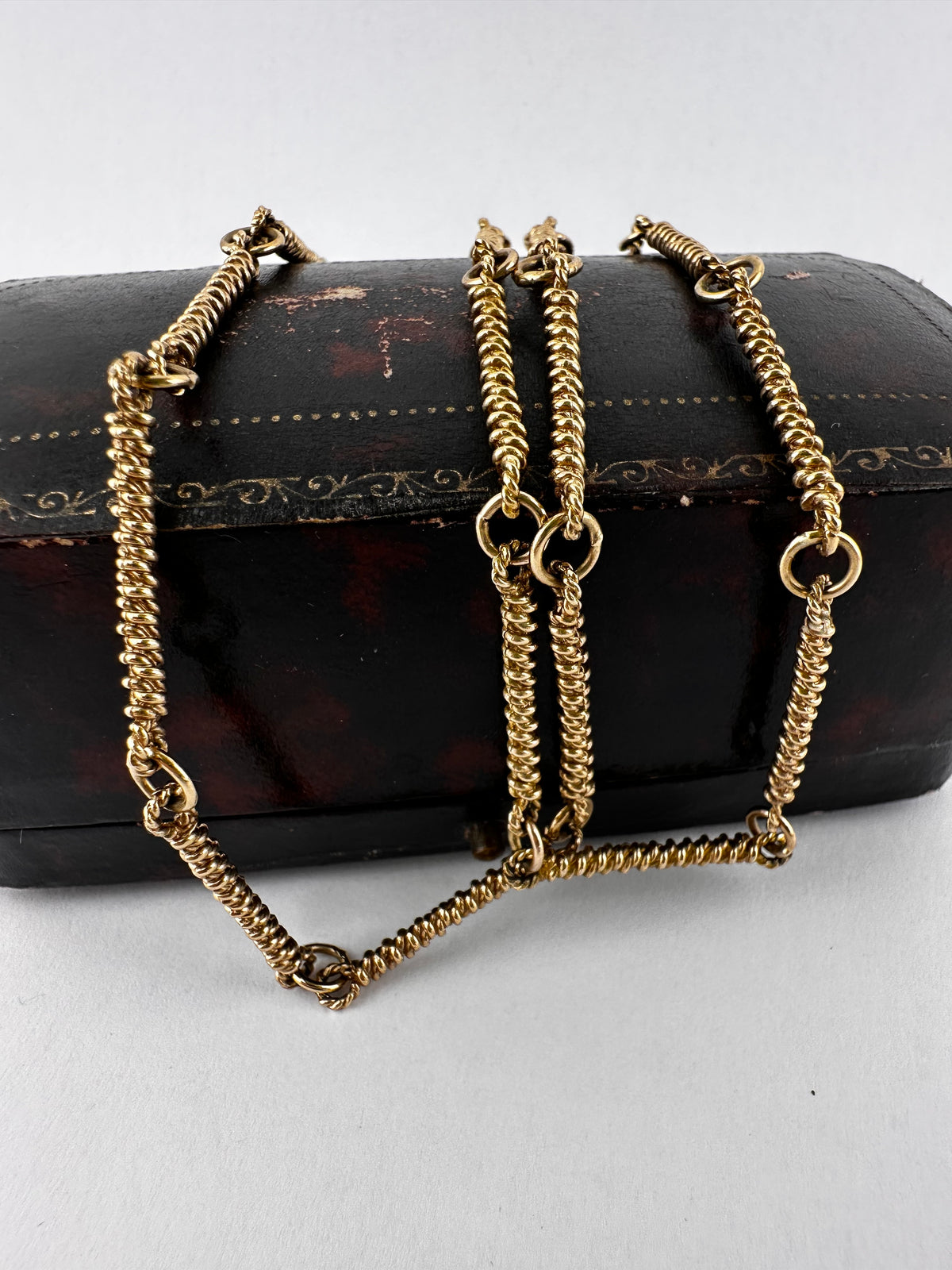 Vintage 9ct yellow Gold twist bar chain
