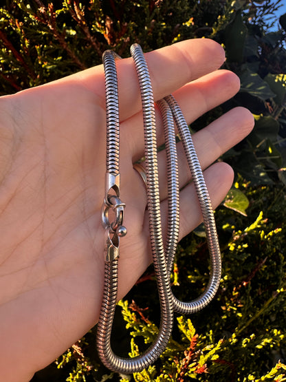 Sterling Silver Snake chain with Bolt clasp