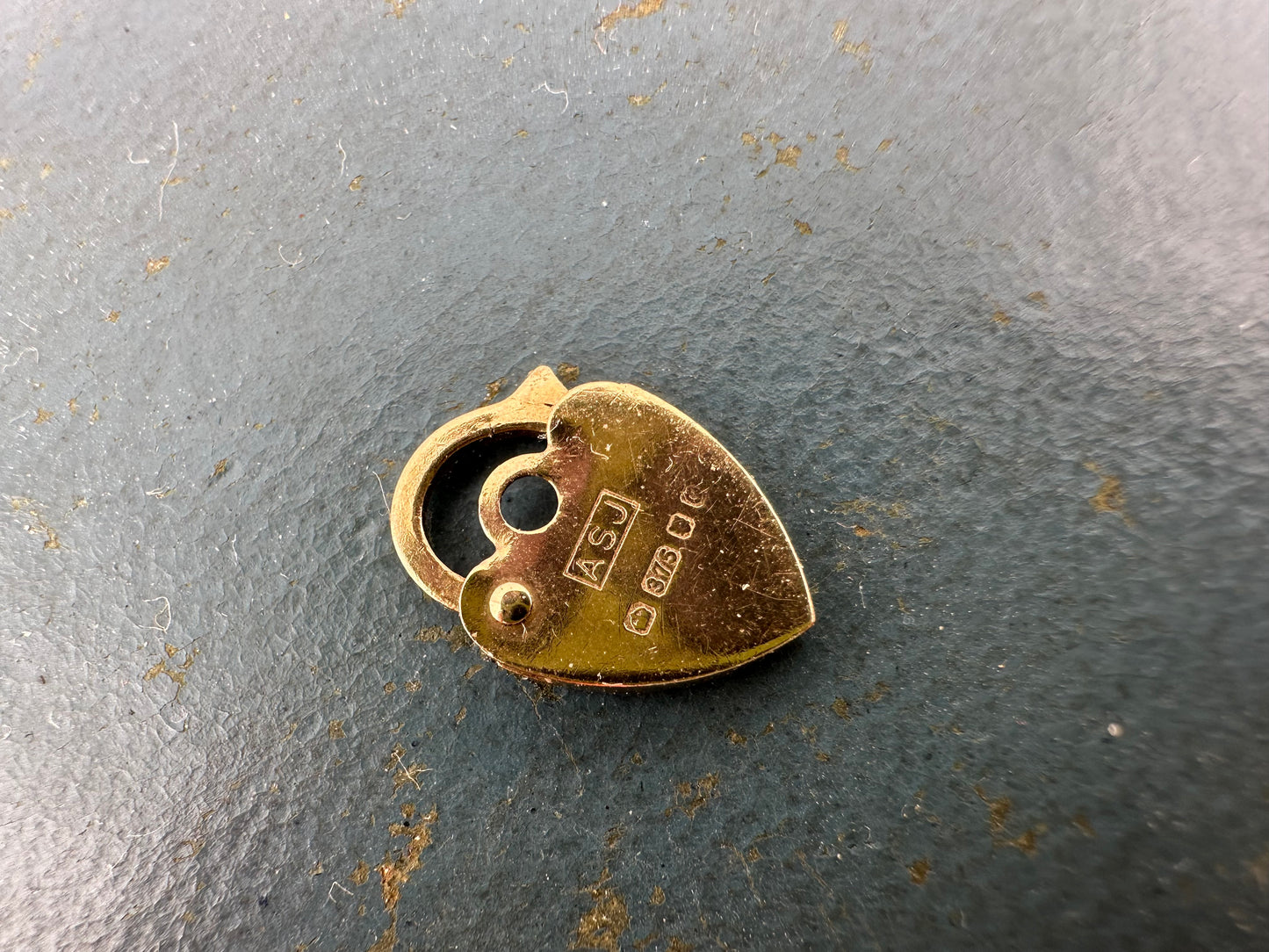 Vintage 9ct Gold Mini Heart Padlock