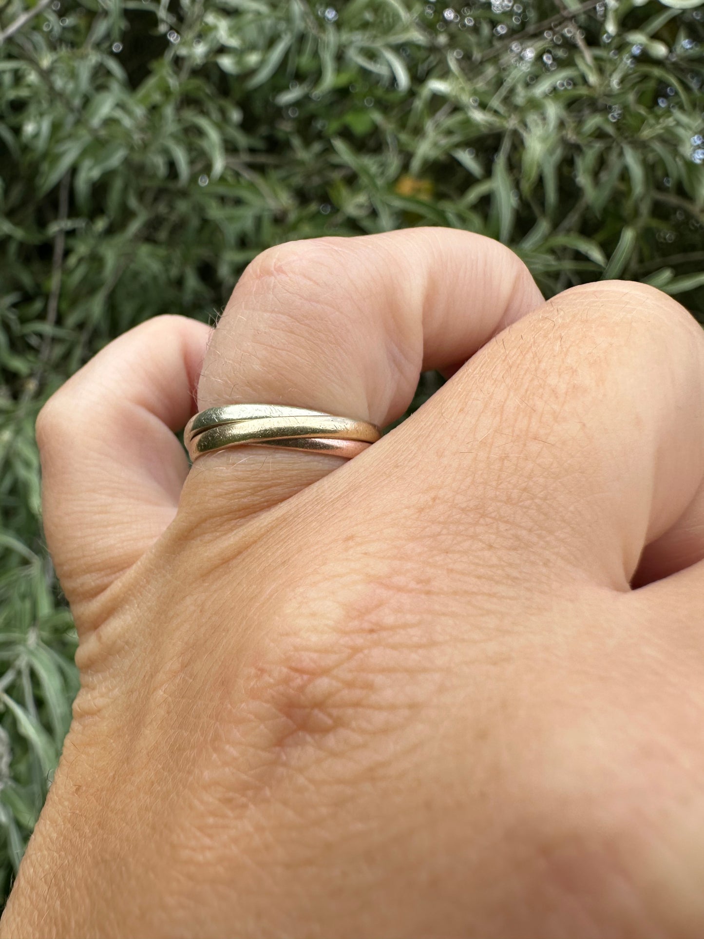 Vintage 9ct Gold Tri-Colour Russian Rolling bands