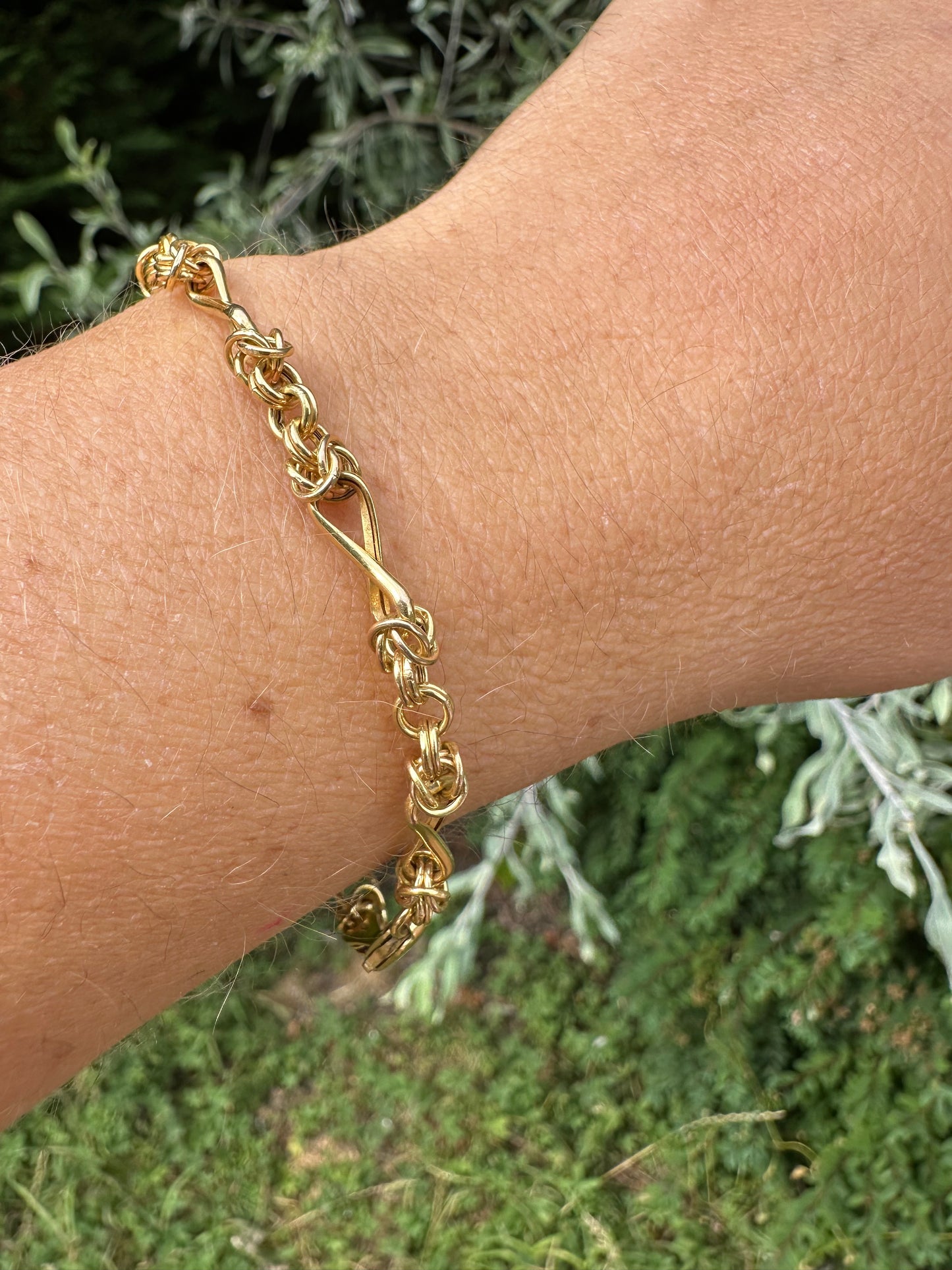 9ct Gold infinity & Byzantine link bracelet