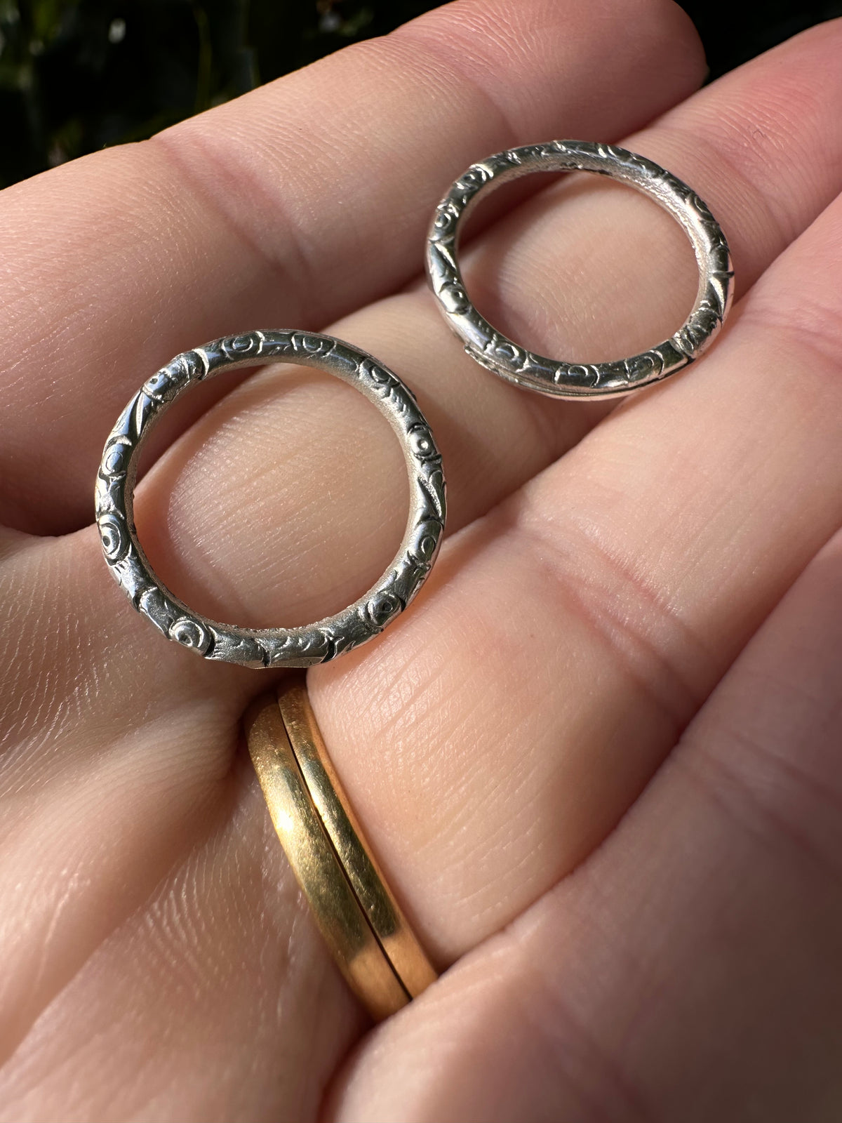 Sterling Silver Carved Split ring x2