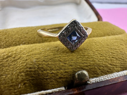 18ct Gold and platinum Sapphire and Diamond ring