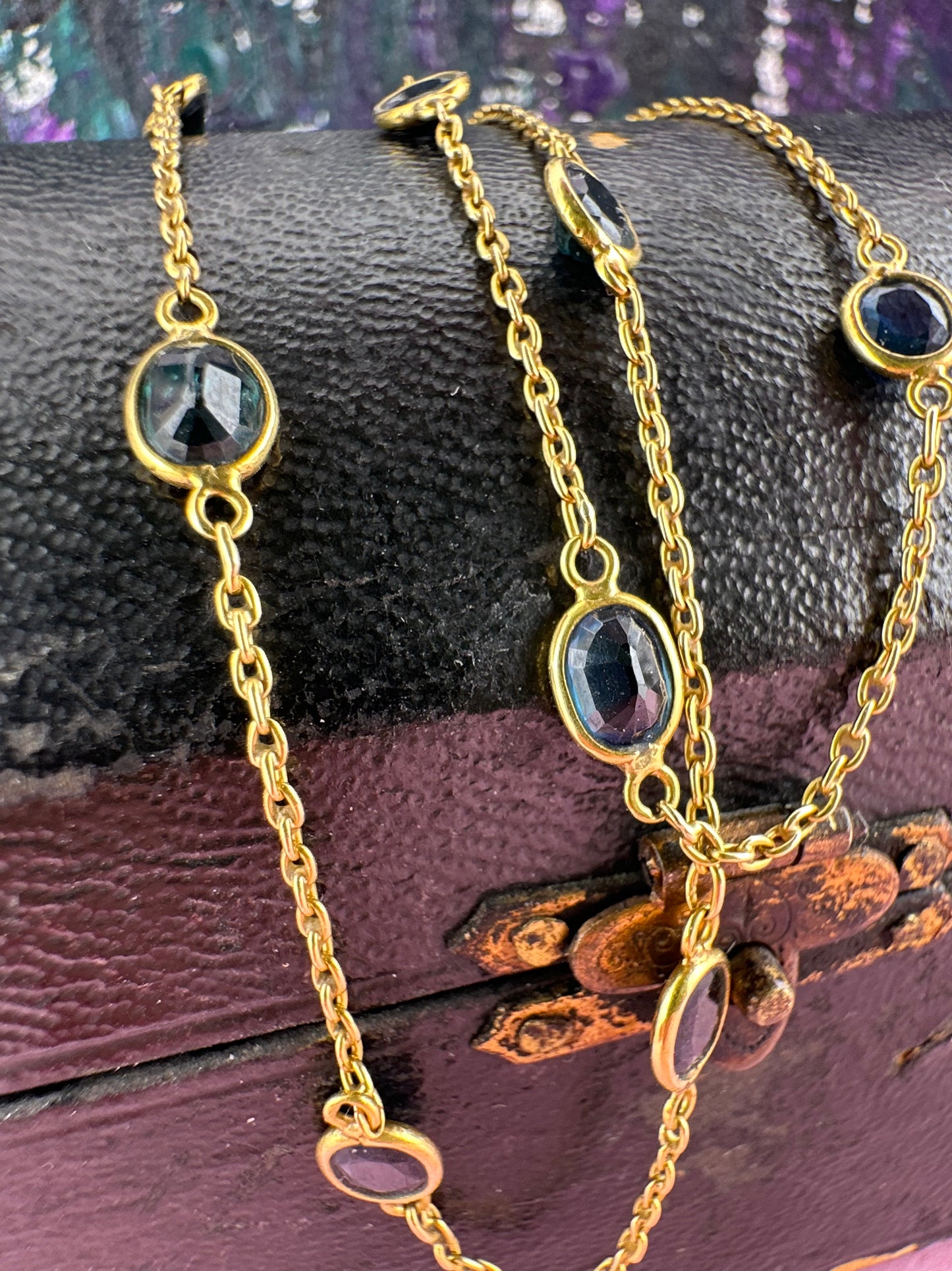 18ct Sapphire Station chain