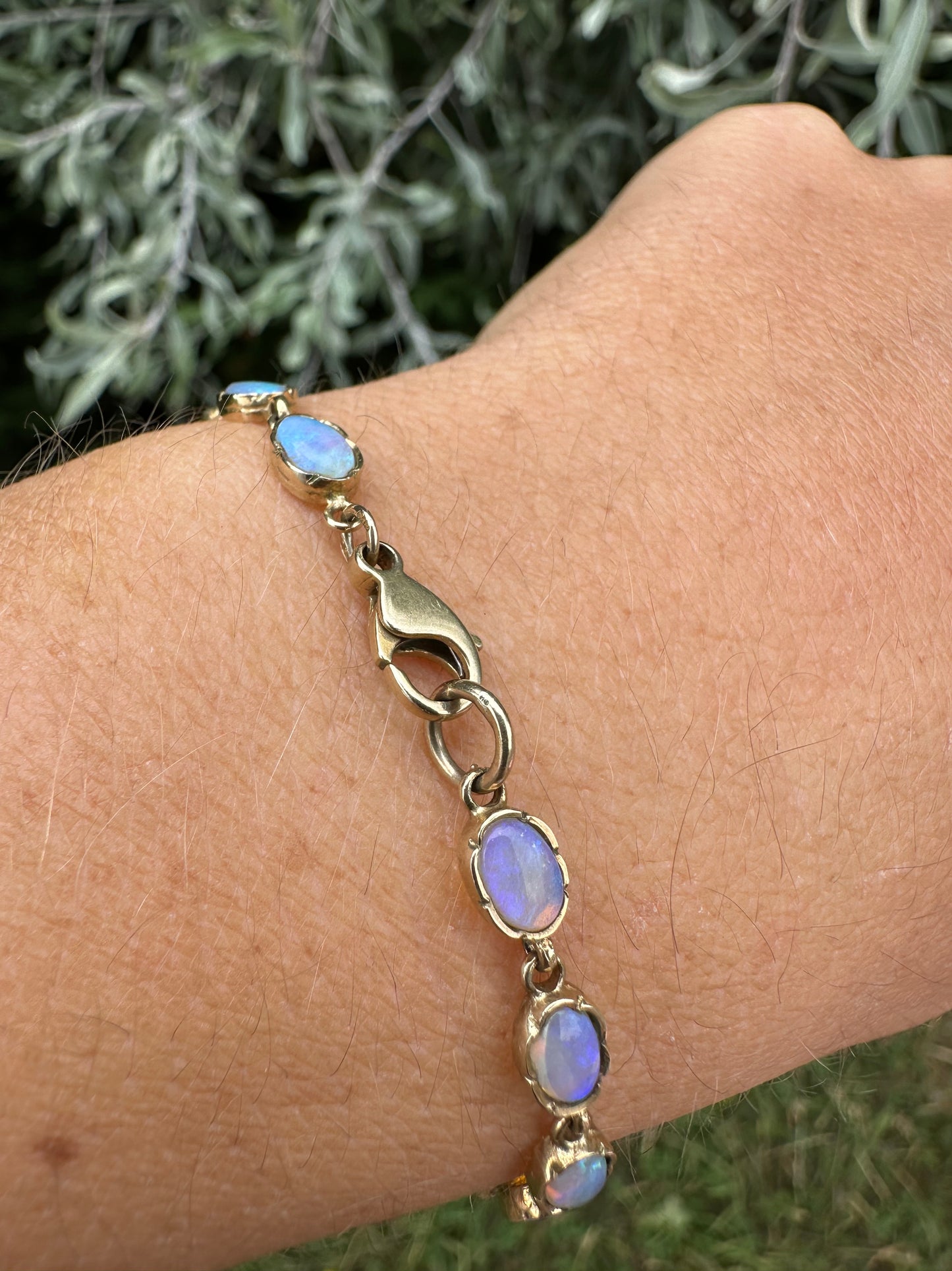 Vintage 9ct Gold Opal tennis bracelet