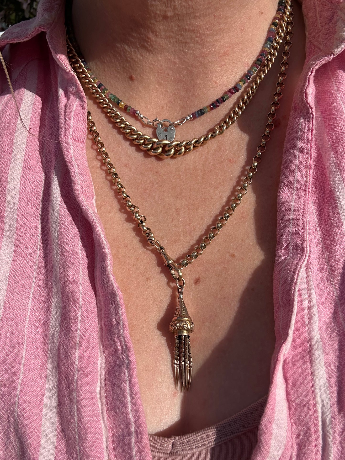 Antique 9ct Gold Tassel pendant