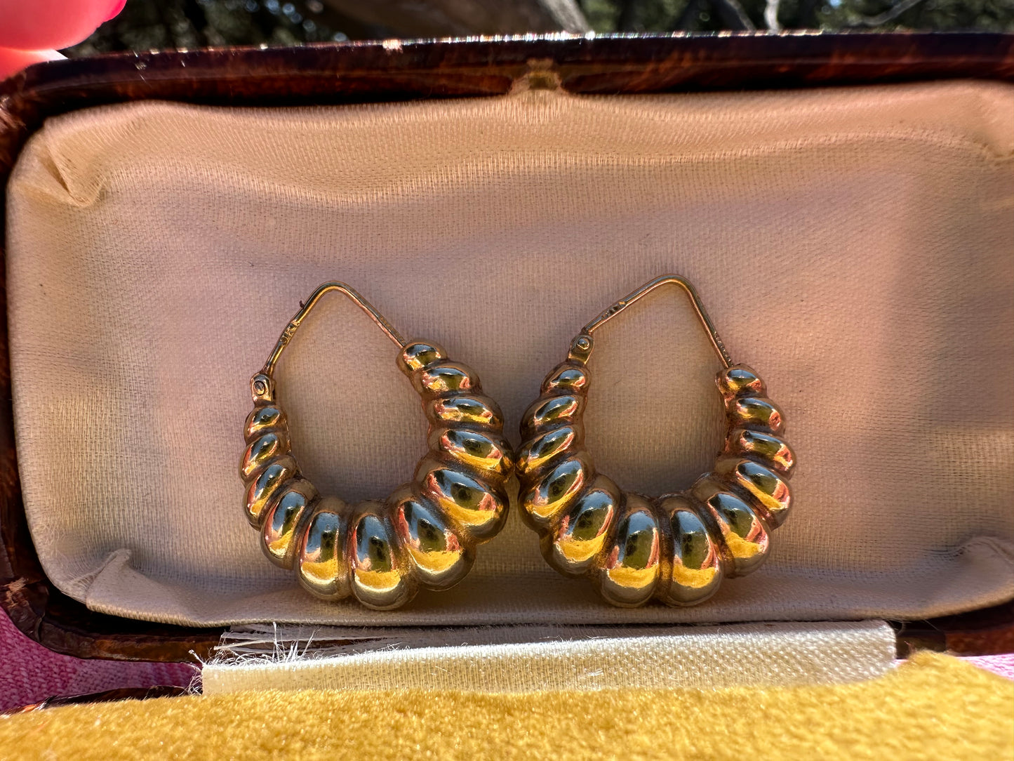 Vintage 9ct Gold Puffy Ribbed Hoops