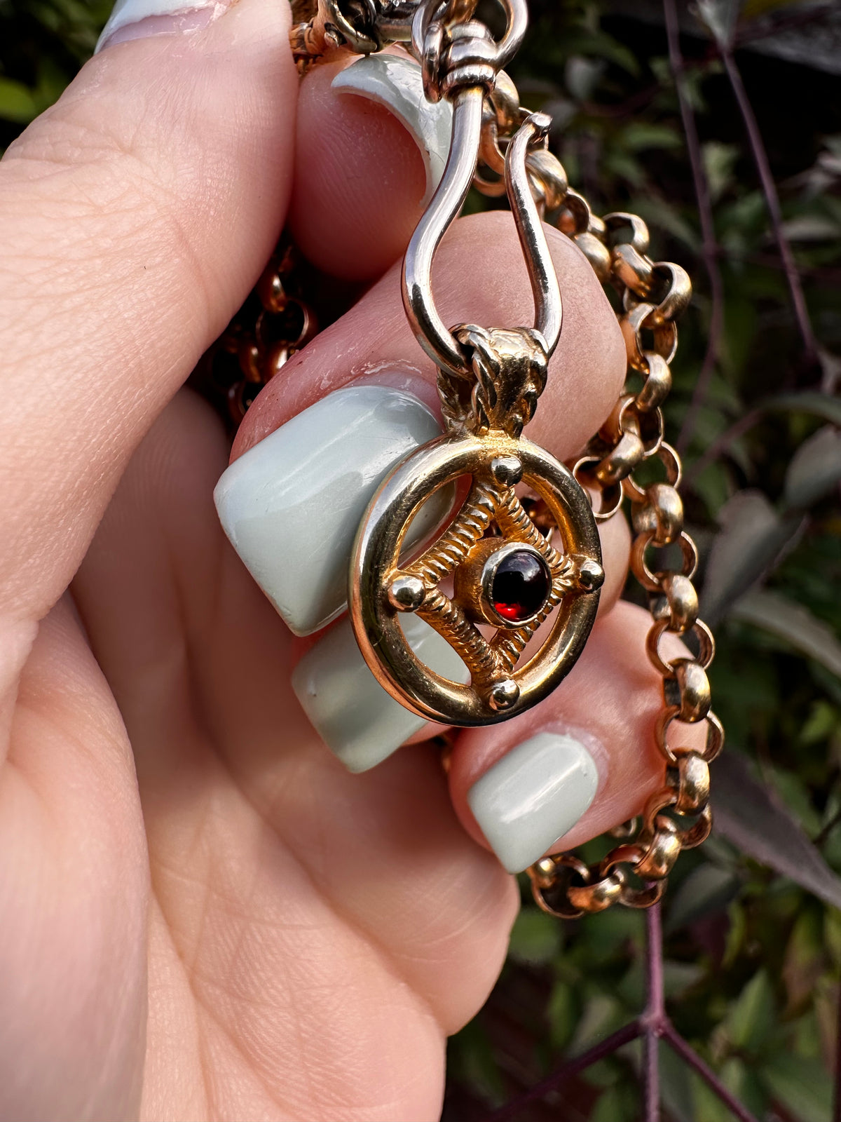 Vintage 9ct gold Garnet Cabochon Pendant