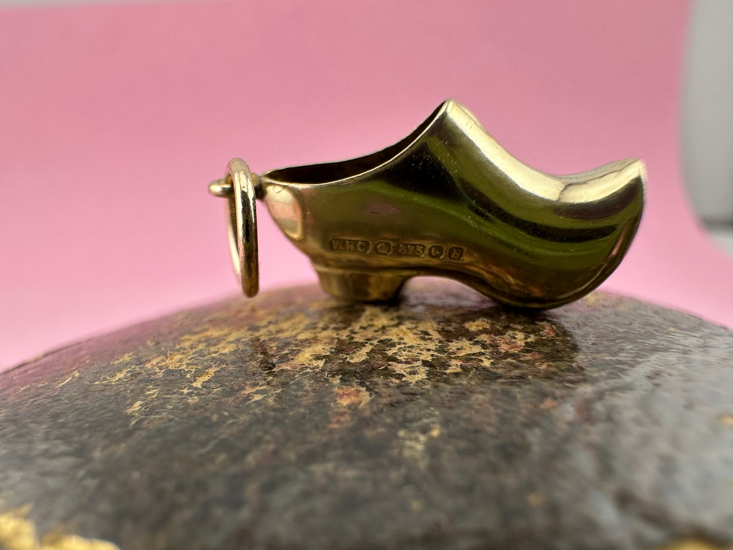 Vintage 9ct Gold Clog charm