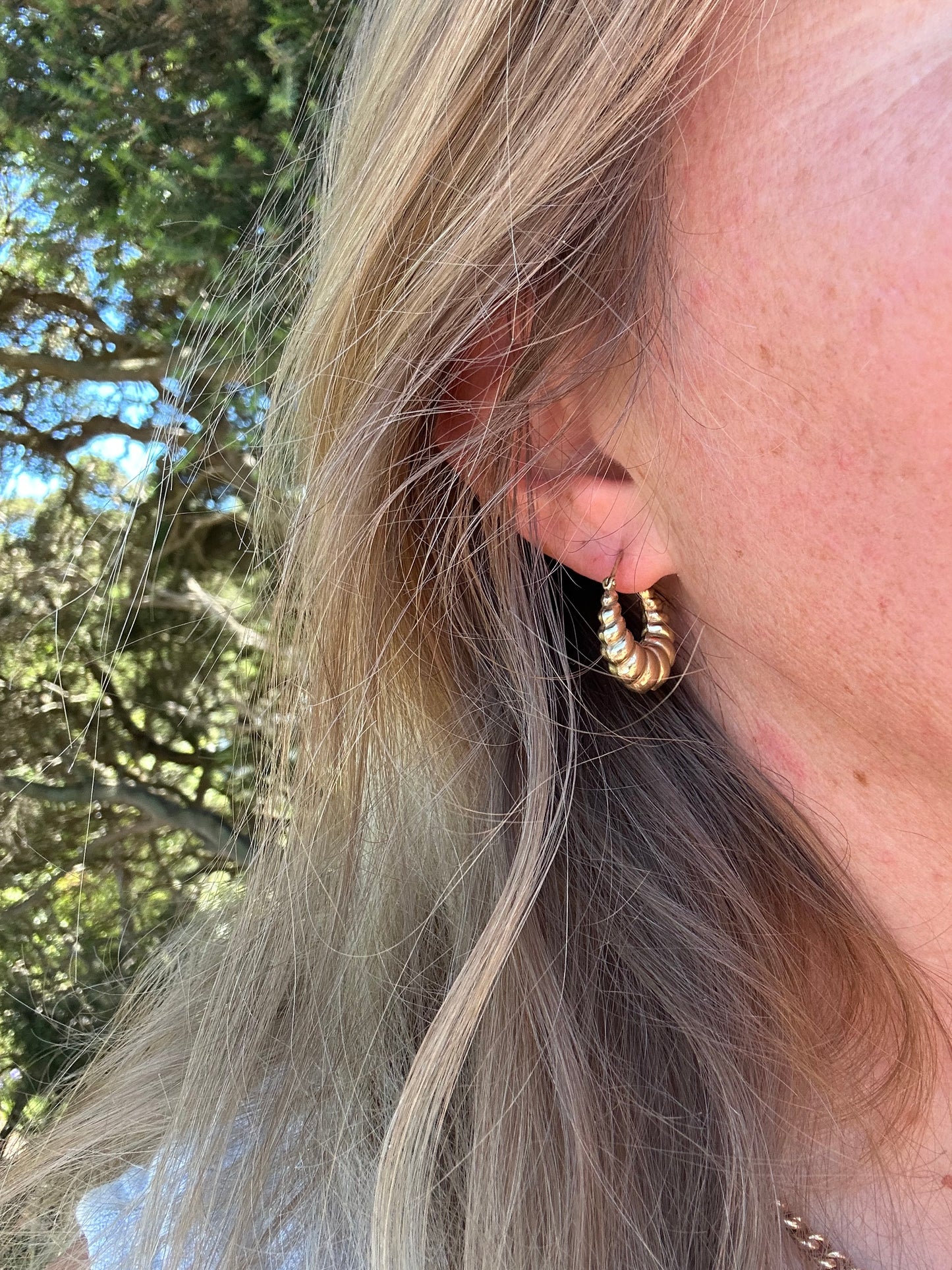 Vintage 9ct Gold Puffy Ribbed Hoops