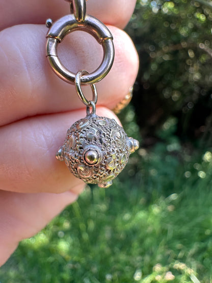 Antique 9ct Gold Orb pendant