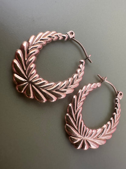 Vintage 9ct Gild Wreath Hoops