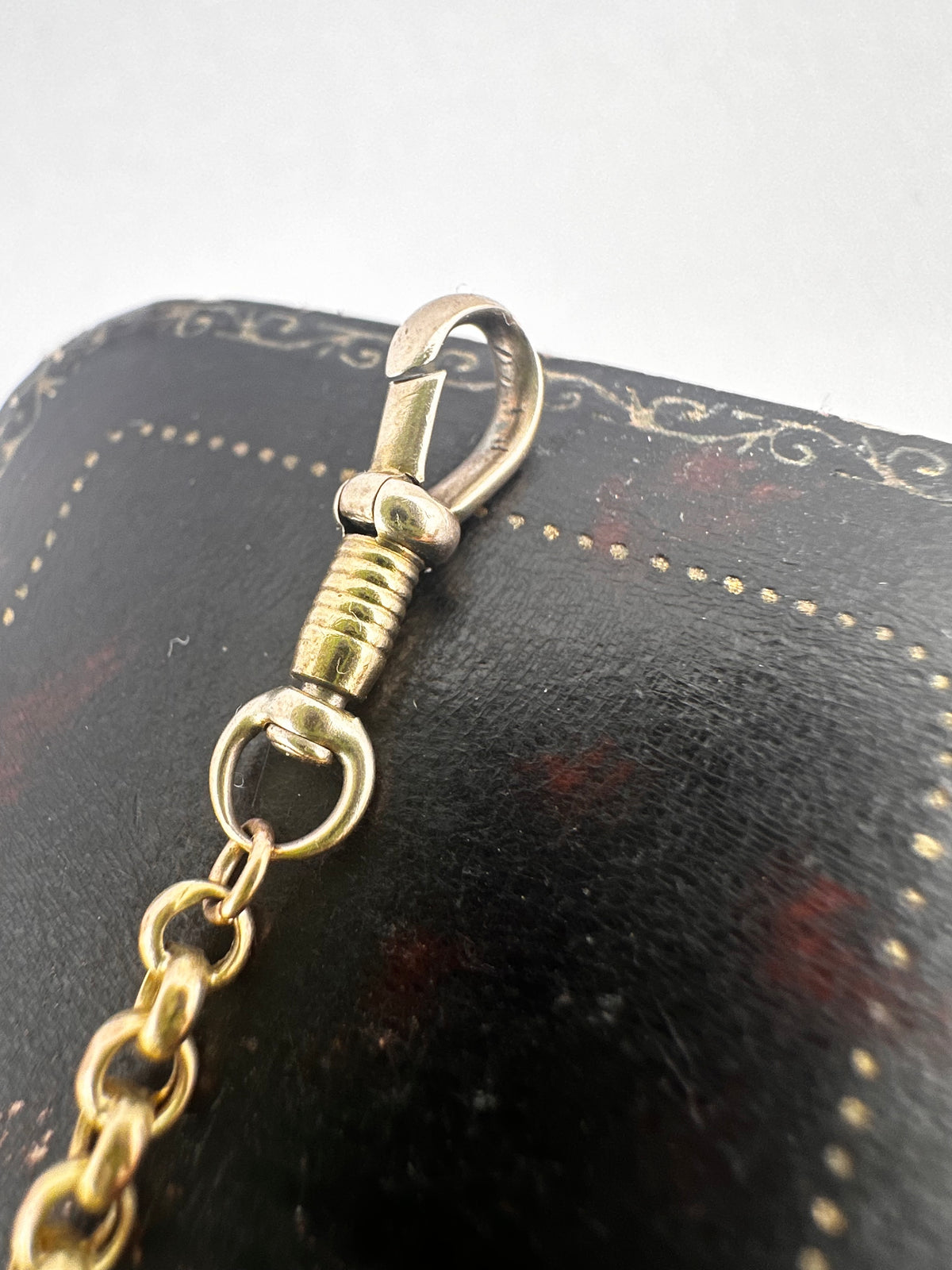 Antique 9ct Gold Belcher extender with swivel dog clip