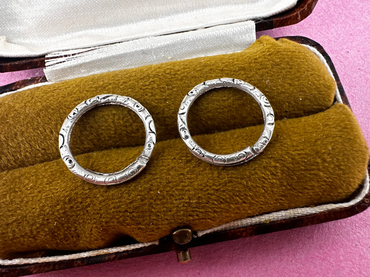 Sterling Silver Carved Split ring x2