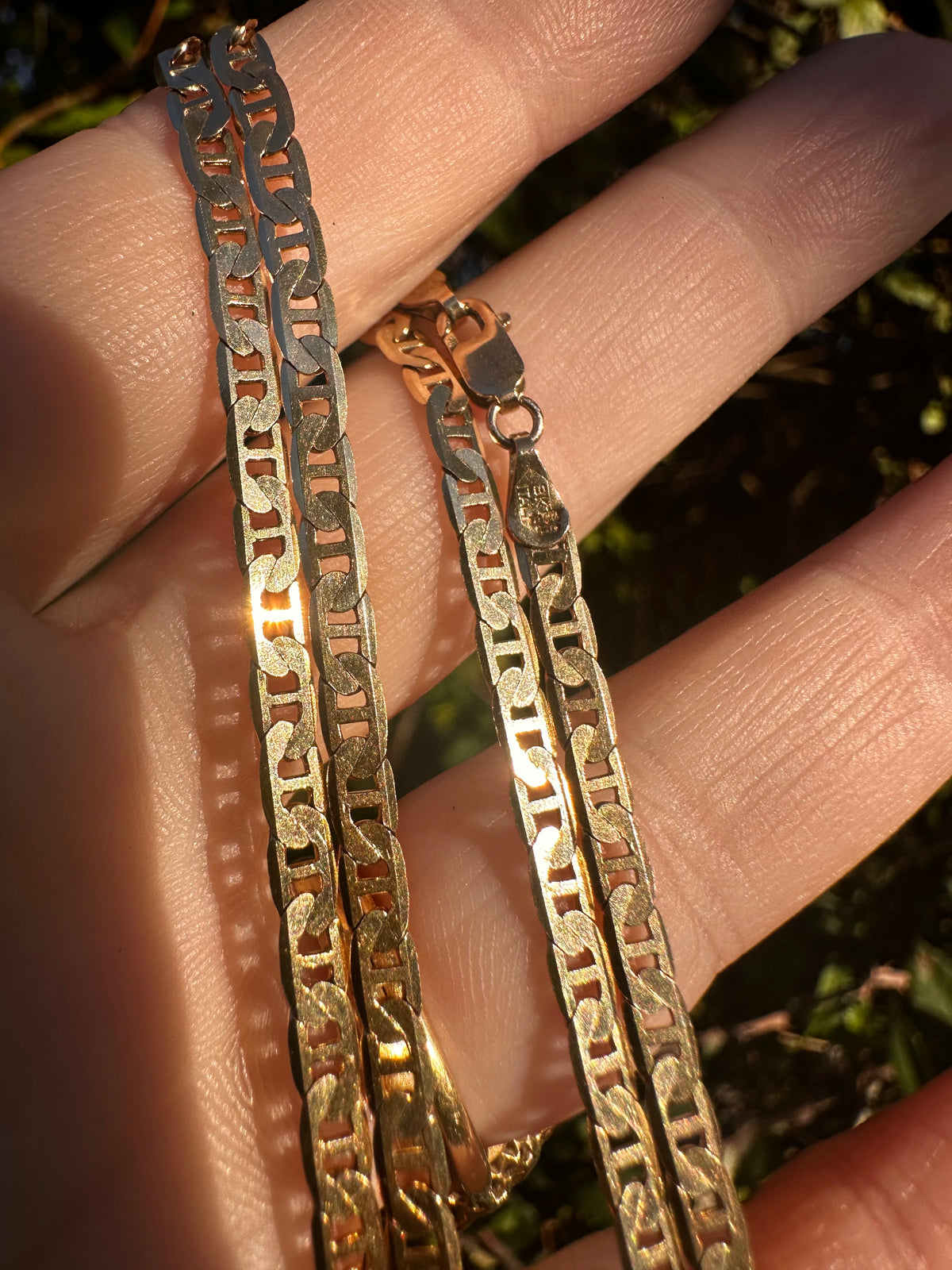 Vintage 9ct Yellow Gold Flat Mariner chain