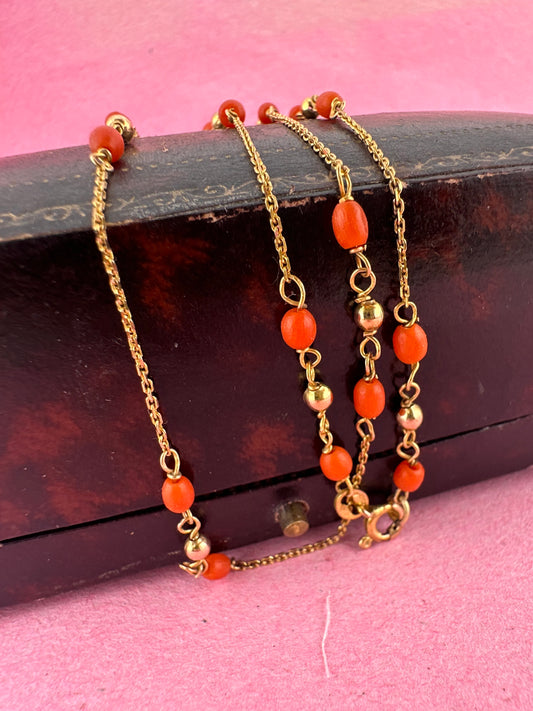 Vintage 9ct Gold Coral station chain