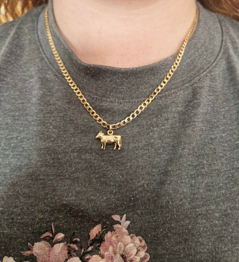 Antique 9ct gold Cow charm