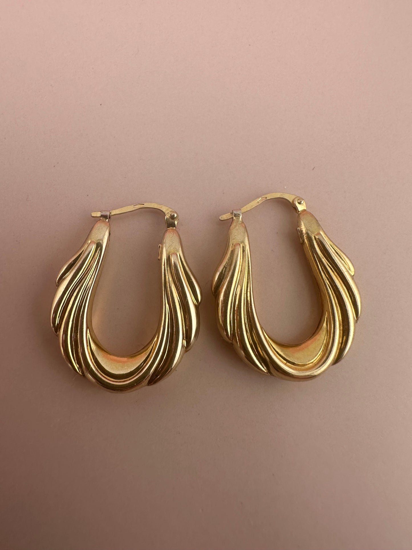 Vintage UnoAerre Swag Hoops