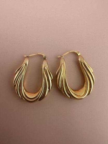 Vintage UnoAerre Swag Hoops