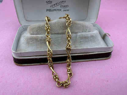 9ct Gold infinity & Byzantine link bracelet