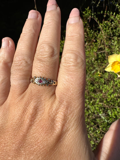 Vintage 9ct Gold Ruby & Diamond Ring