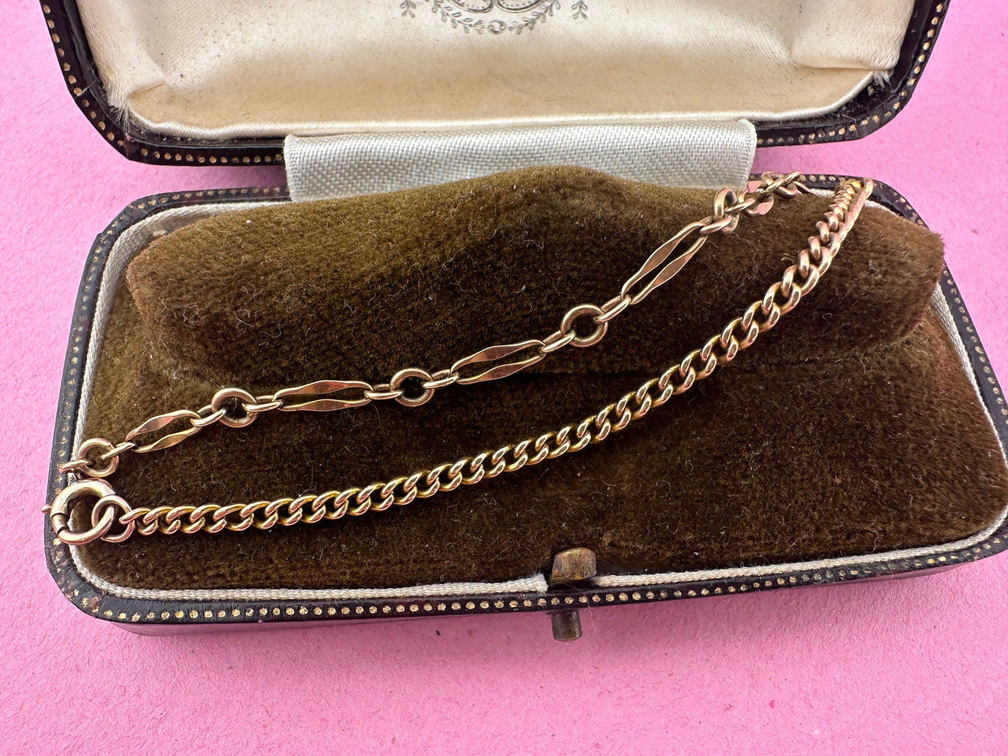 Vintage 9ct Gold Garnet and Bar station bracelet
