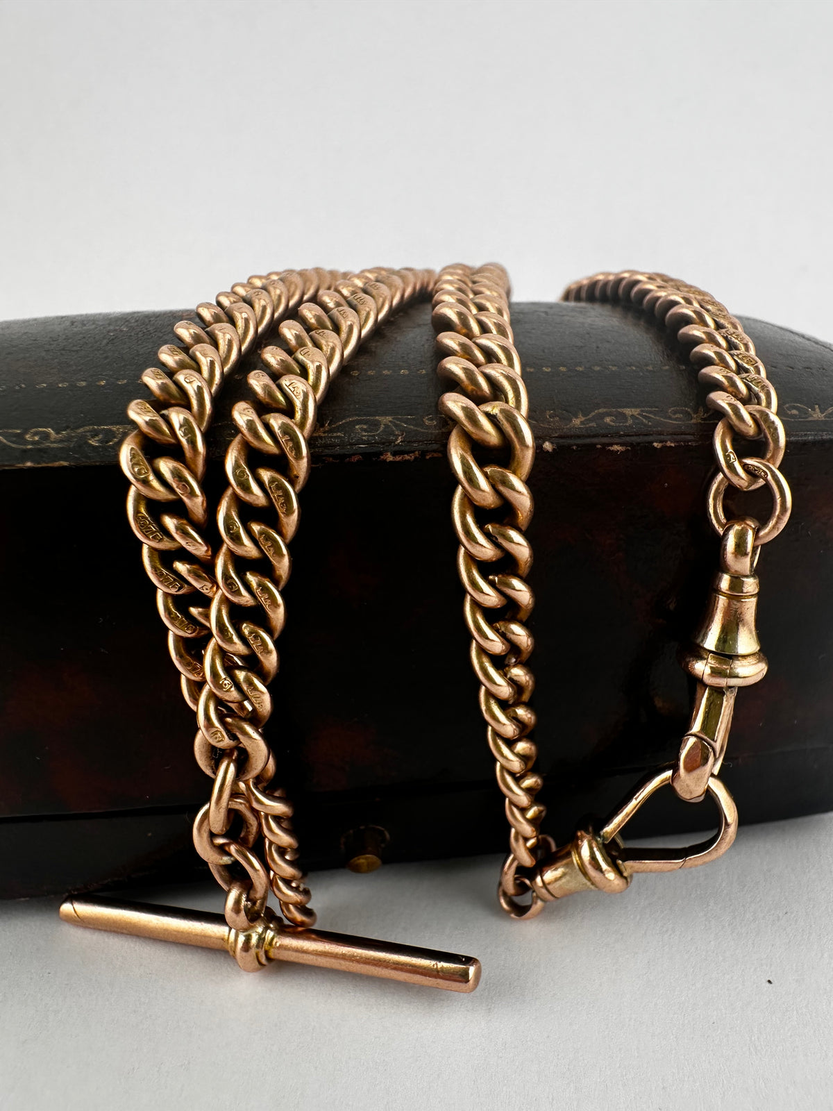 Antique 9ct Rose Gold Graduated Curb Albert chain with double faceted dog clips and fixed T-bar