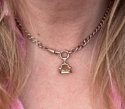 Antique 9ct Yellow Gold Fob