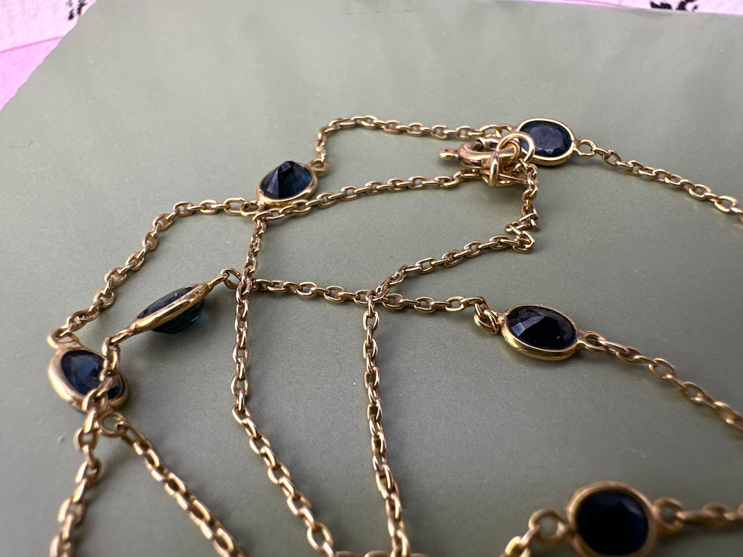 18ct Sapphire Station chain